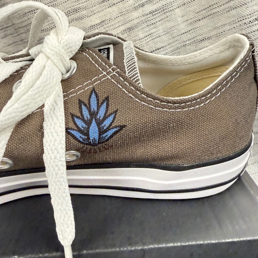 NEW Converse All Stars Low Top Gray Don Julio Embroidered Sneakers Women 8.5 - Picture 3 of 8